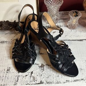 Sofft Petulant Leather Wedges